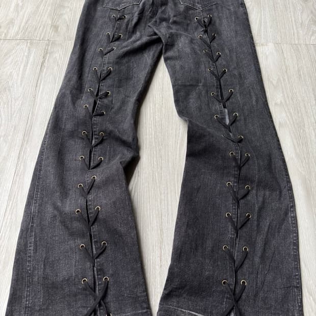 green eye 레이스업 플레어 팬츠