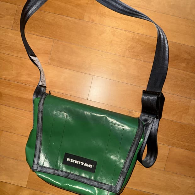 프라이탁 그린컬러