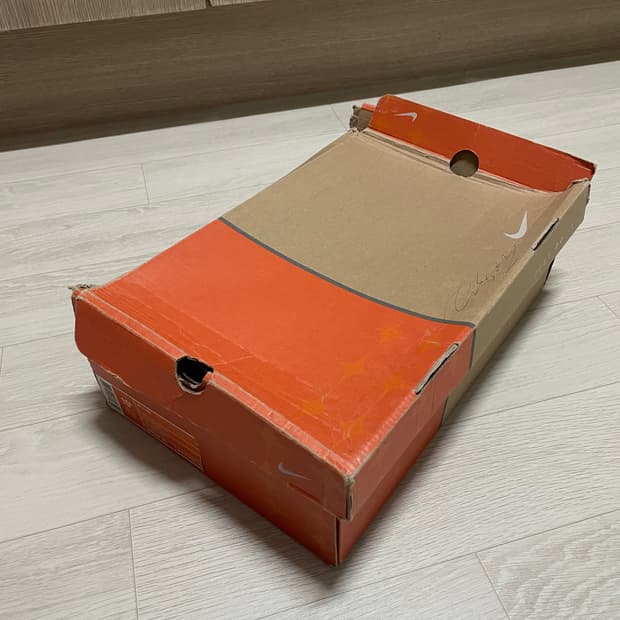 나이키 레콘 컨셉트 포스미드