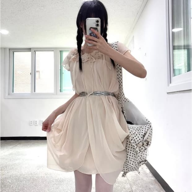 히메갸루 핑크베이지 레이스 프릴 레이어드 원피스