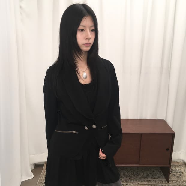 쓰리버튼 블랙 브레이저