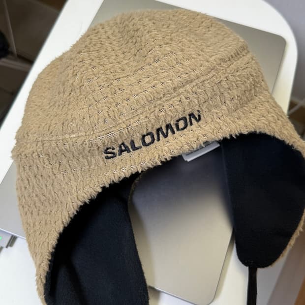 살로몬 시에라 플리스 비니