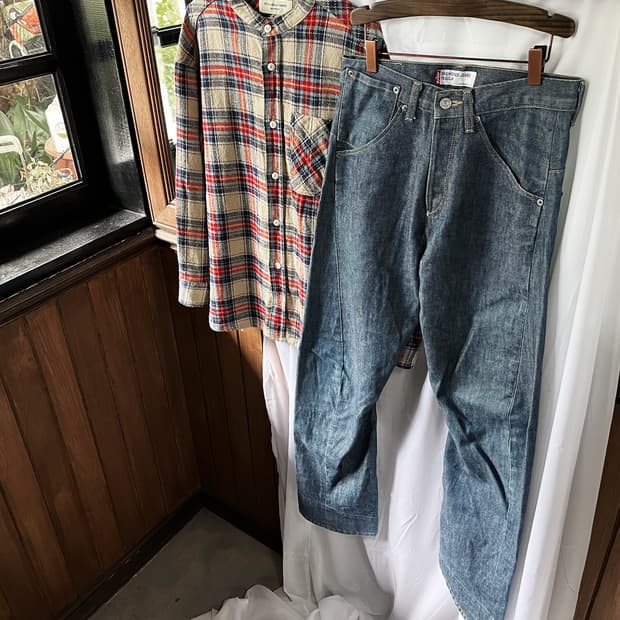 LEVI'S engineered jean