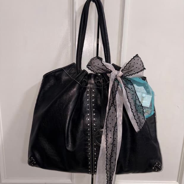 Michael kors stud shoulder bag