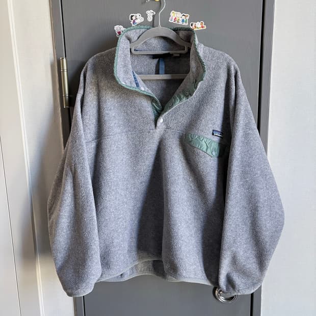  (L) 파타고니아 90s 빈티지 신칠라 라이트 그레이 / 그린(민트)