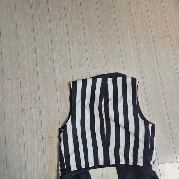 Ann demeulemeester(엔드뮐미스터)