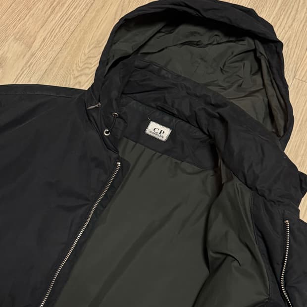 90‘s CP 컴퍼니 패디드 파카 자켓