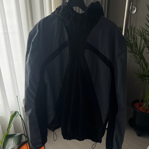 더콜디스트모먼트 자켓 L