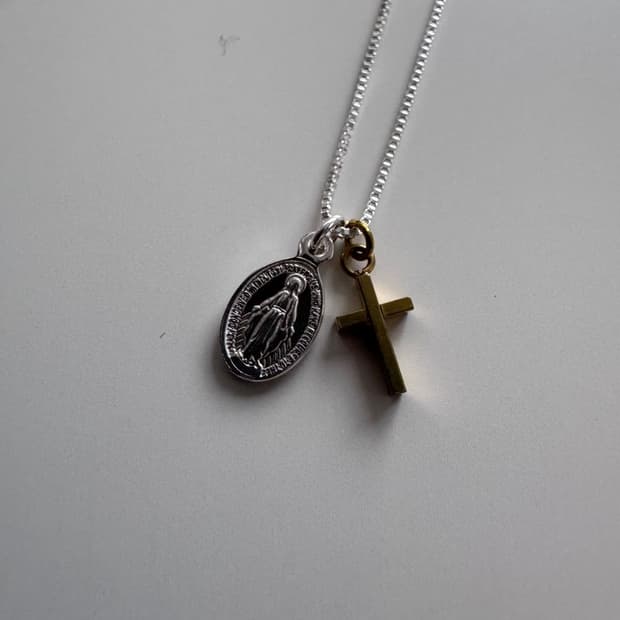 SMALL MEDAILLE NC 스몰 메달리유 NC