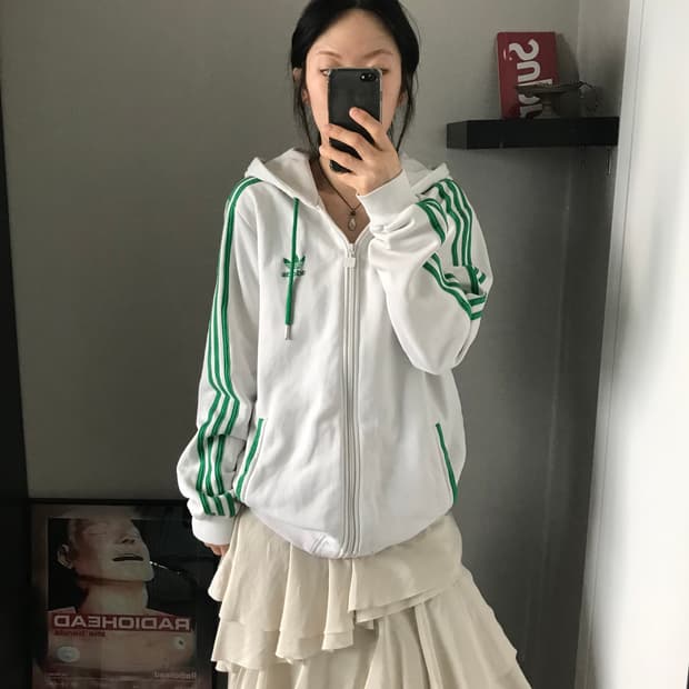 아디다스 00년대 올드스쿨 파이어버드 화이트 후드집업