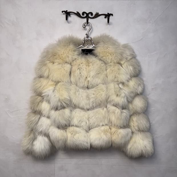 Ivory saga fox fur short jacket 