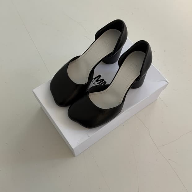 MM6 메종마르지엘라 스티치 디테일 레더 샌들힐 38