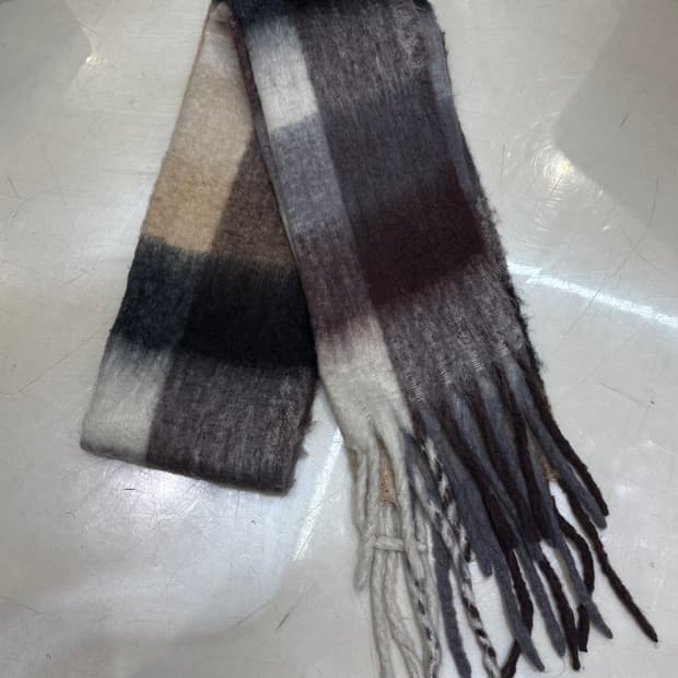 프릭스스토어 체크 머플러