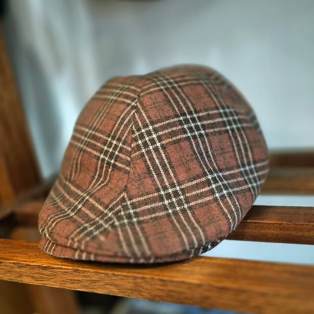 브라운 체크 헌팅캡