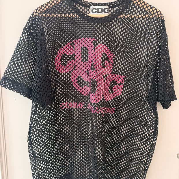 꼼데가르송(CDG) HOLE HALF SLEE 펀칭 홀 반팔