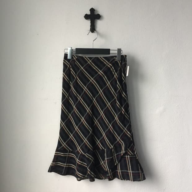 Check pattern midi skirt