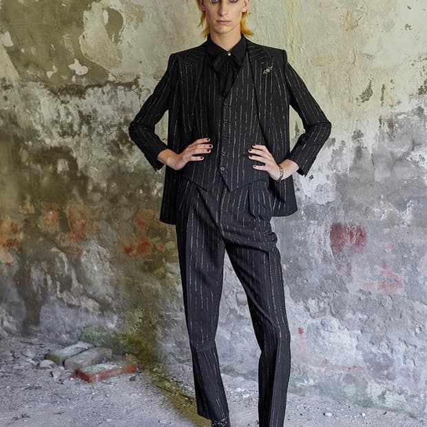 [스키즈 방찬님 착용] 생로랑 22ss 초크 스트라이프 자켓