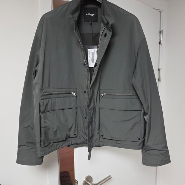 [새상품] 알레그리 스탠카라 쉘파카 점퍼 그레이쉬카키 105