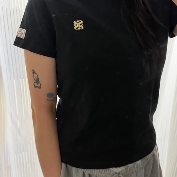 세터 블랙 반팔티 s