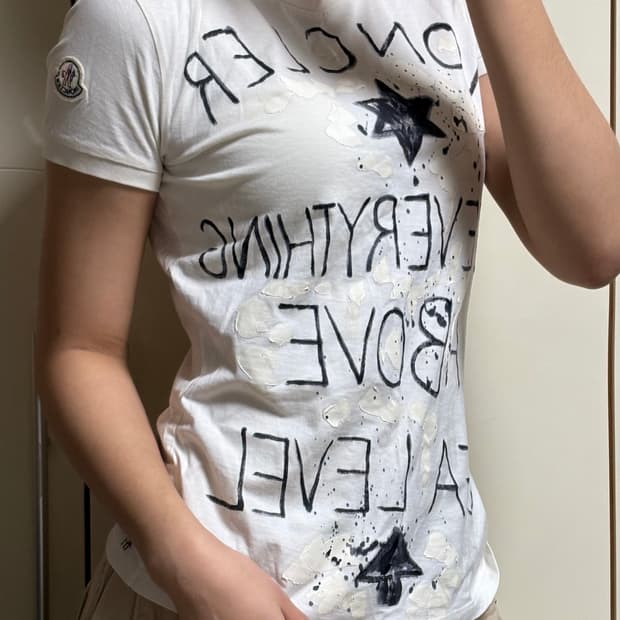 몽클레어 패치 반팔티셔츠