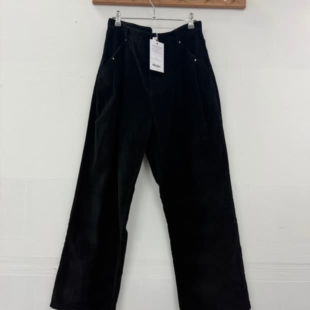 알리스 세미 와이드 코듀로이 팬츠 블랙