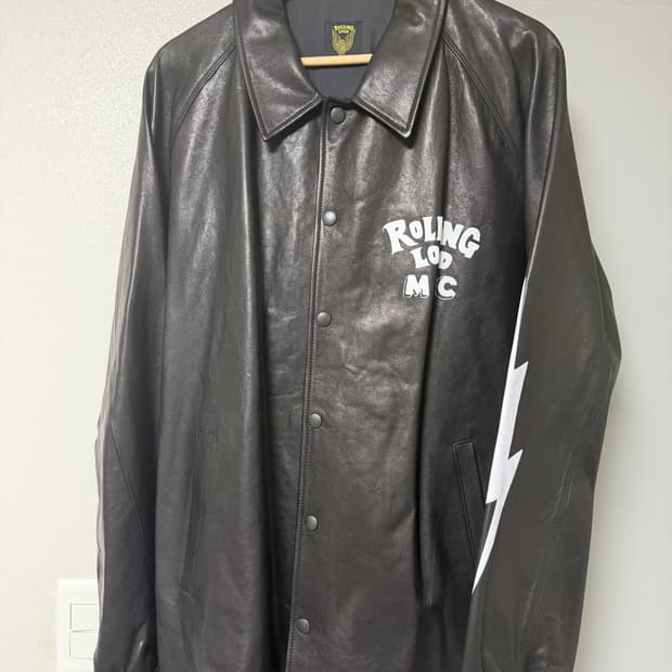 롤링라우드 가축 코치자켓