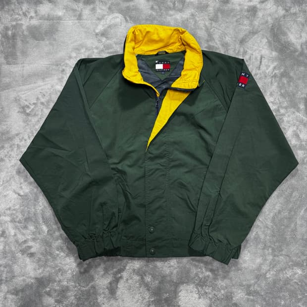 타미힐피거 대장급 바람막이 