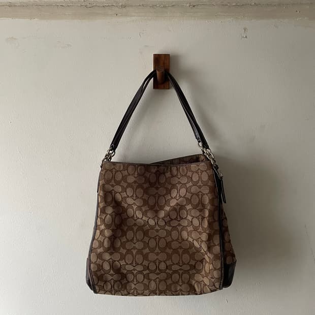 Vintage Coach Shoulder Bag