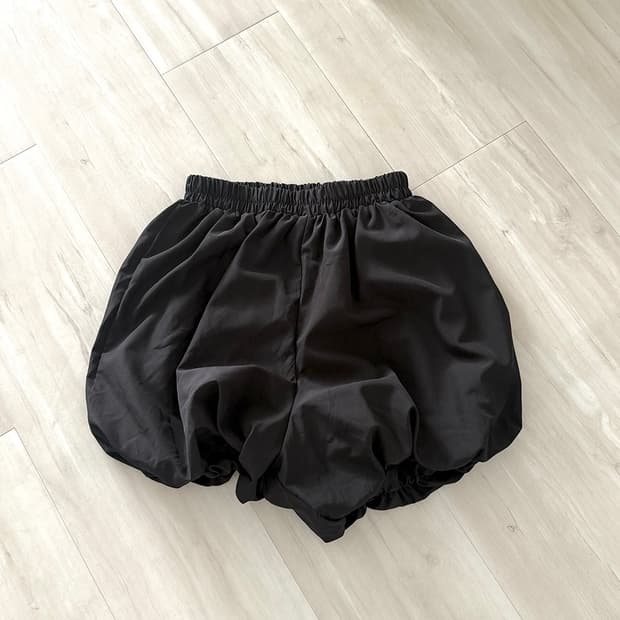 Black Balloon Shorts