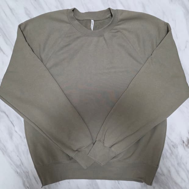 피오갓에센셜 크루넥 사이드지퍼 스웻셔츠