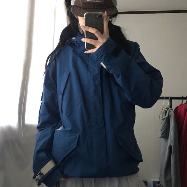 노페 블루 윈드브레이커