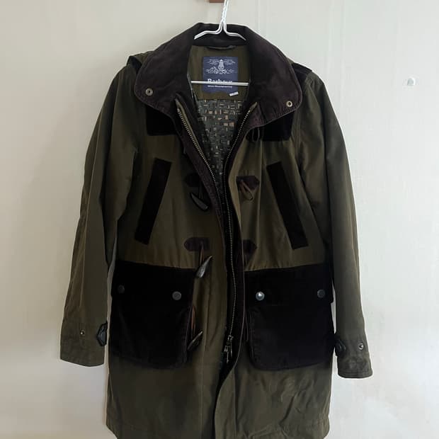 바버x화이트마운티니어링 더플자켓