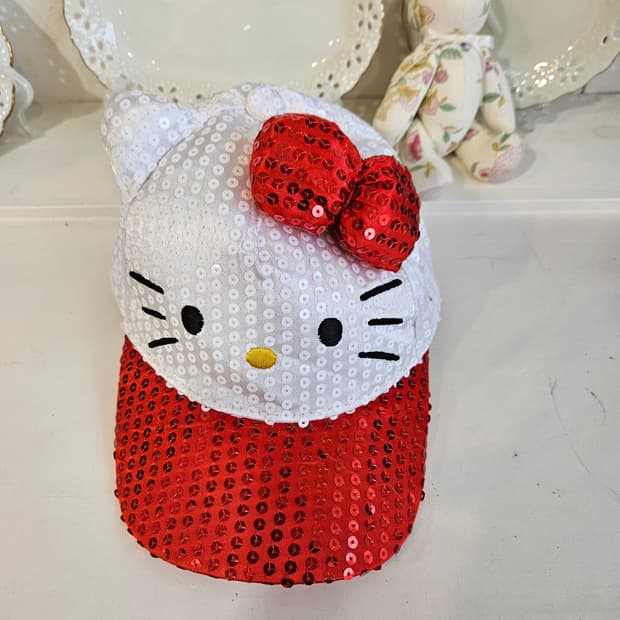 Sanrio(산리오) 헬로키티 스팽글 귀달이 캡모자