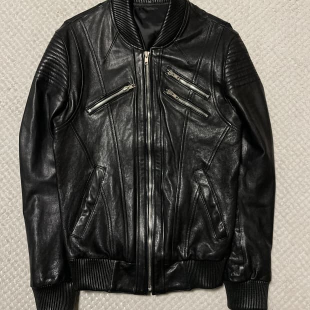 웨스턴 무드 이테리 램스킨 양가죽 절개 레더 자켓