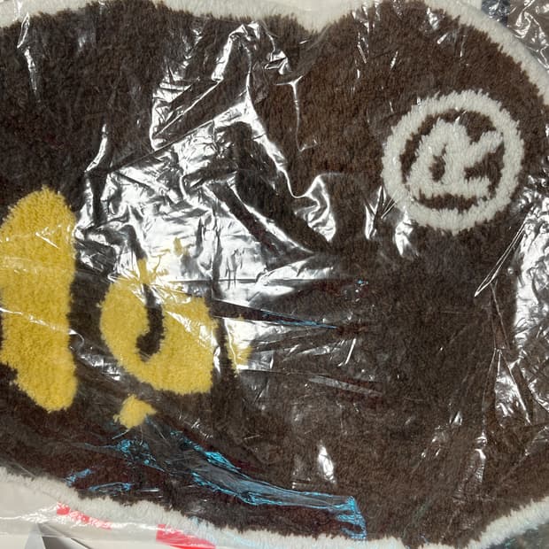 베이프 로고 러그 택새상품