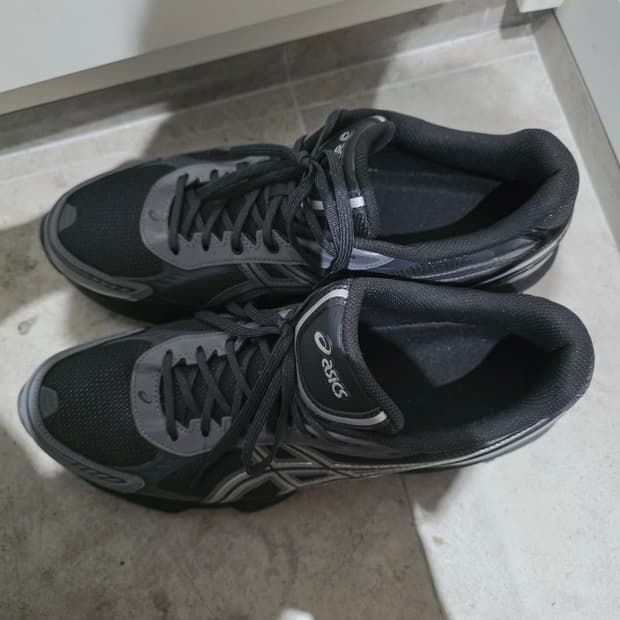 아식스 젤 키네틷 플루언트 블랙 290