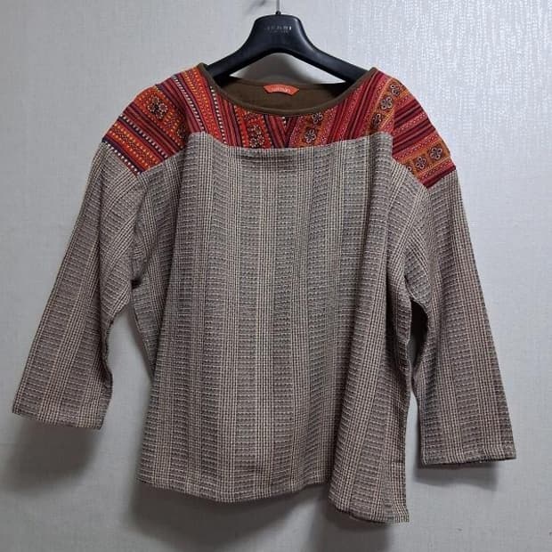 일본수입 rukmani 에스닉 자카드 티 블라우스 미착용 77까지 루즈핏