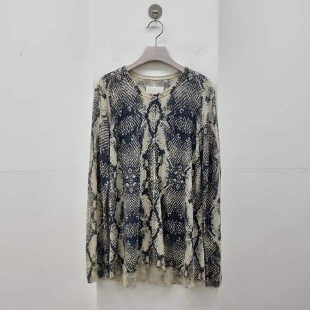 Zadig & Voltaire 쟈딕앤볼테르