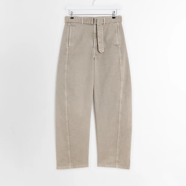 르메르 트위스티드 벨티드 팬츠 M사이즈 내추럴 베이지