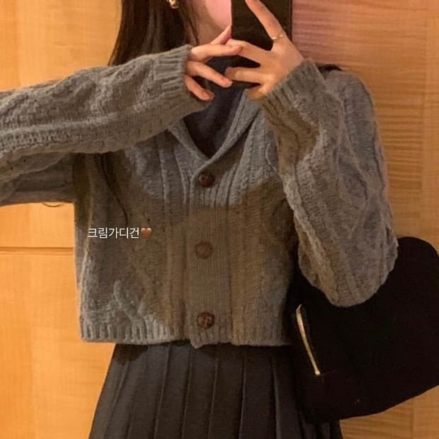 미엘 miel 크림 가디건 꽈배기 크롭 울50 그레이