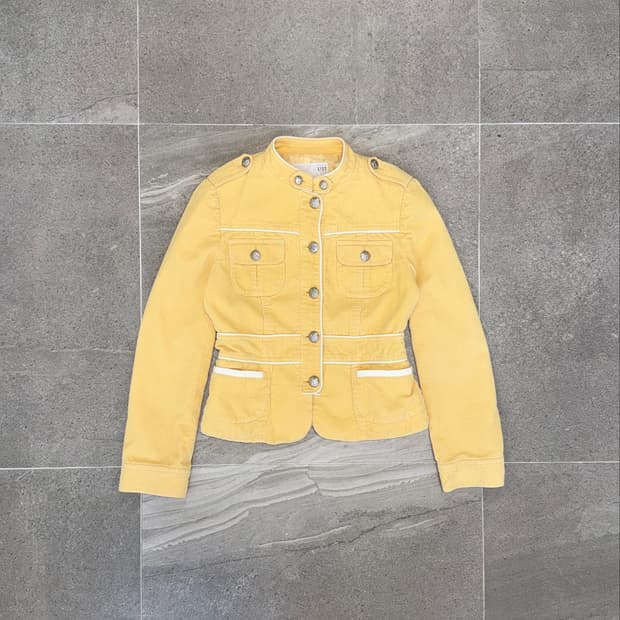 List lemon button corduroy jacket