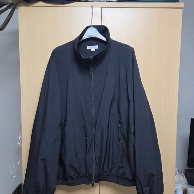 토마스모어 탱커 블루종 블랙 색상 
L