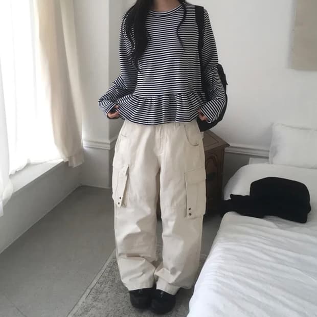 원더원더 호놋 빈티지 절개 아일렛 포켓 코튼 팬츠 아이보리