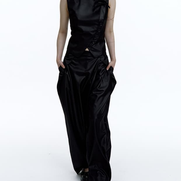 택있는 새상품 카시코 핀턱 트라우저 팬츠 블랙