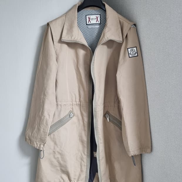 몽클레어 감마블루 레인코트