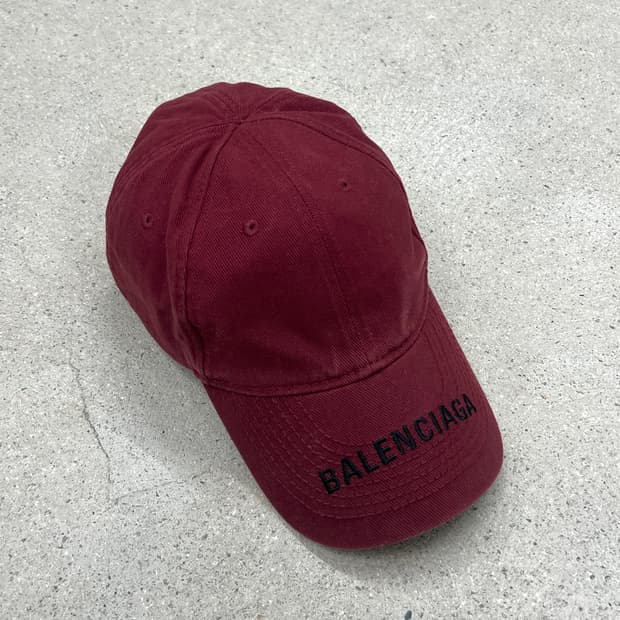 발렌시아가 버건디 바이저 볼캡