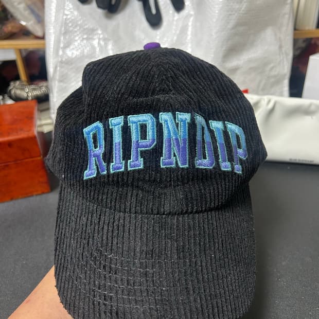 RIPNDIP 코듀로이 볼캡