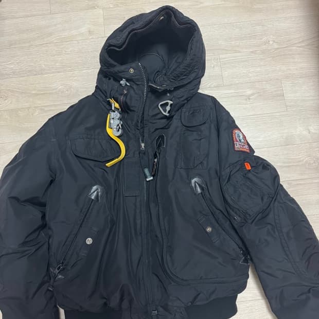 파라점퍼스 고비 24fw 팔아용