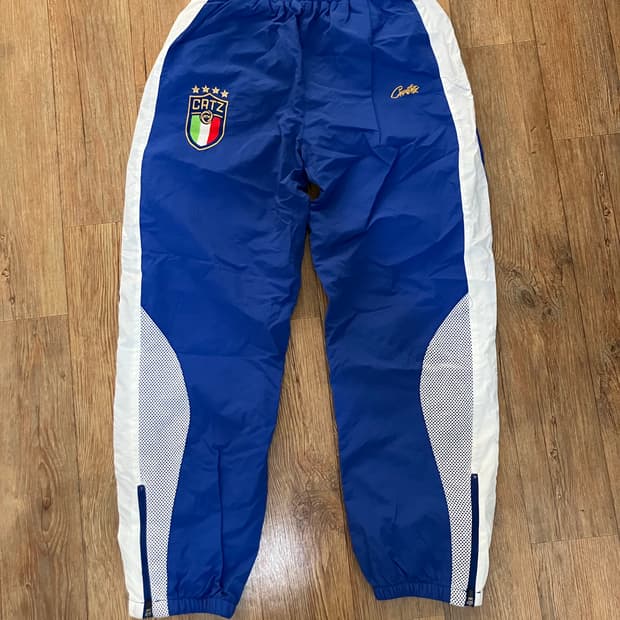 코르테이즈 슈쿠팬츠