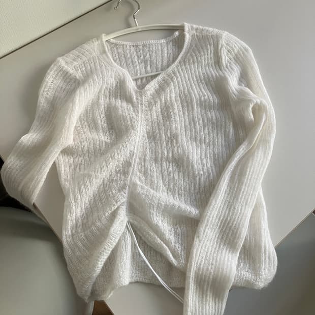 세실리아반센 ussi 모헤어 니트 화이트